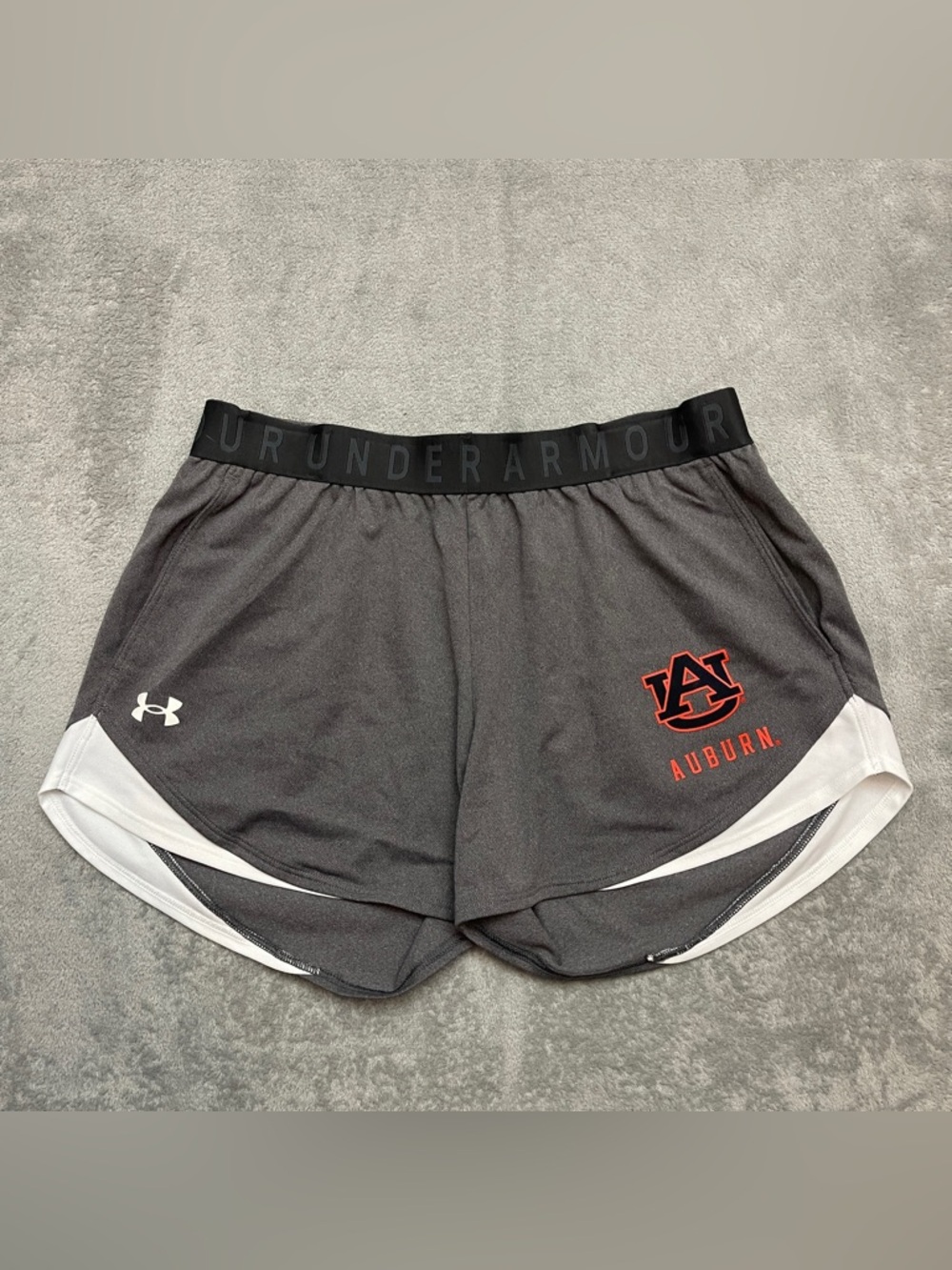 Under Armour womens Gray Auburn University Shorts Size medium